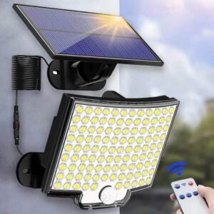 Solarni LED reflektor za dvorište